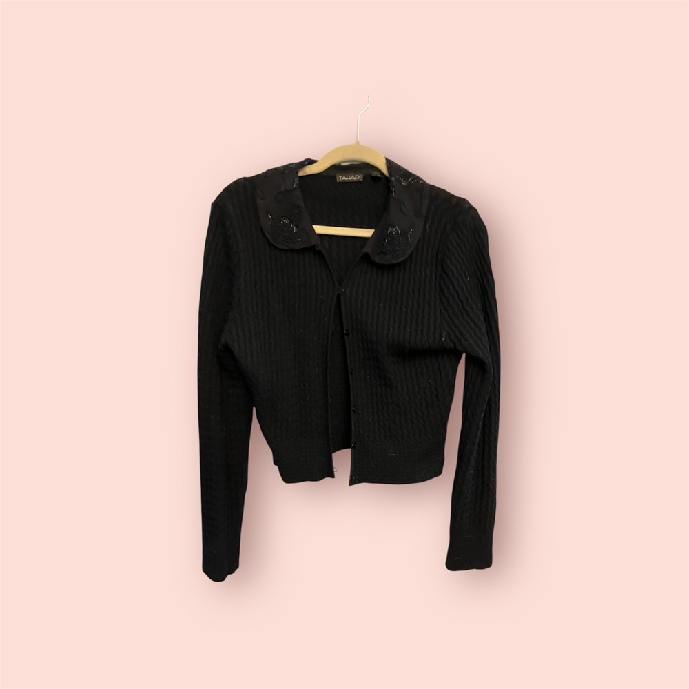 Elegant Black Cardigan with Peter Pan Collar